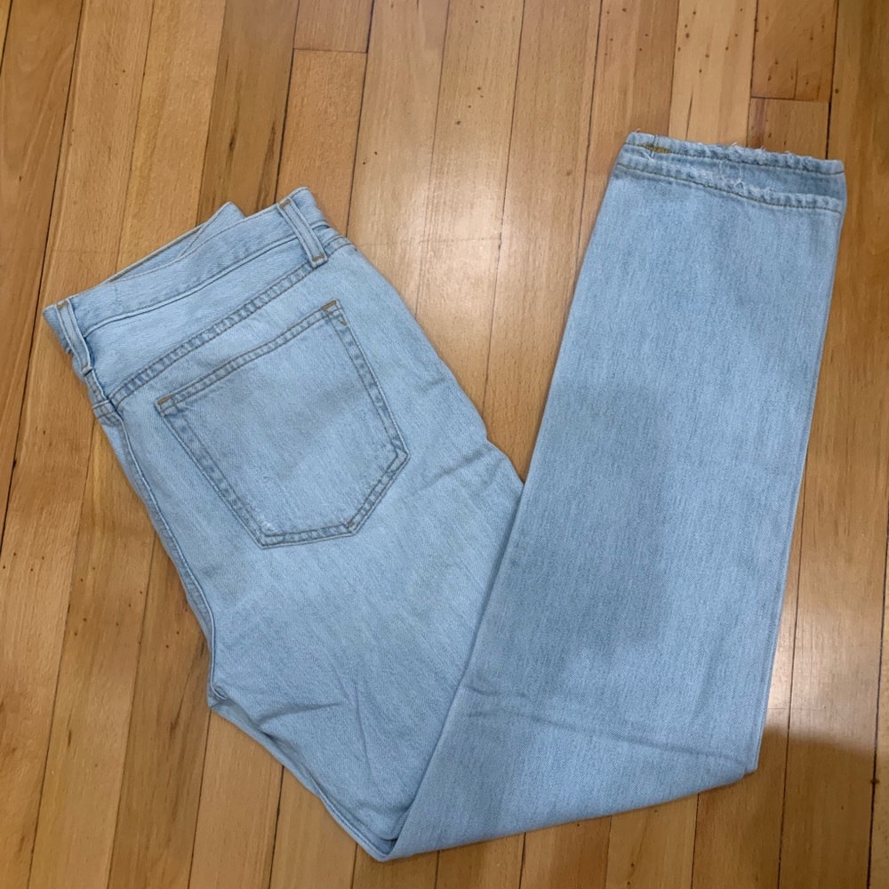 Gap Relaxed Boyfriend Jeans, Size 26